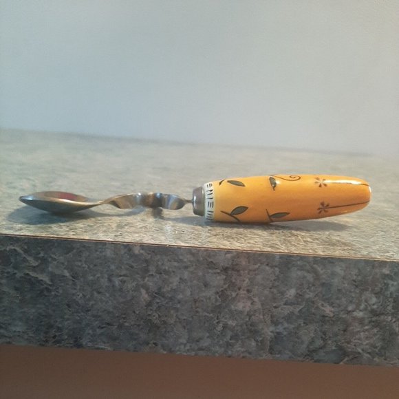 Honey Spoon Jasmine by MSC Yellow Ceramic Hooked Handle - Picture 7 of 9